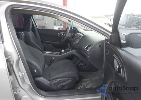 2016 Chrysler 200 Limited from USA, damaged, VIN 1C3CCCAB7GN166359